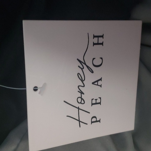 NWT Honey PEACH Linen Shorts- L - Picture 3 of 5